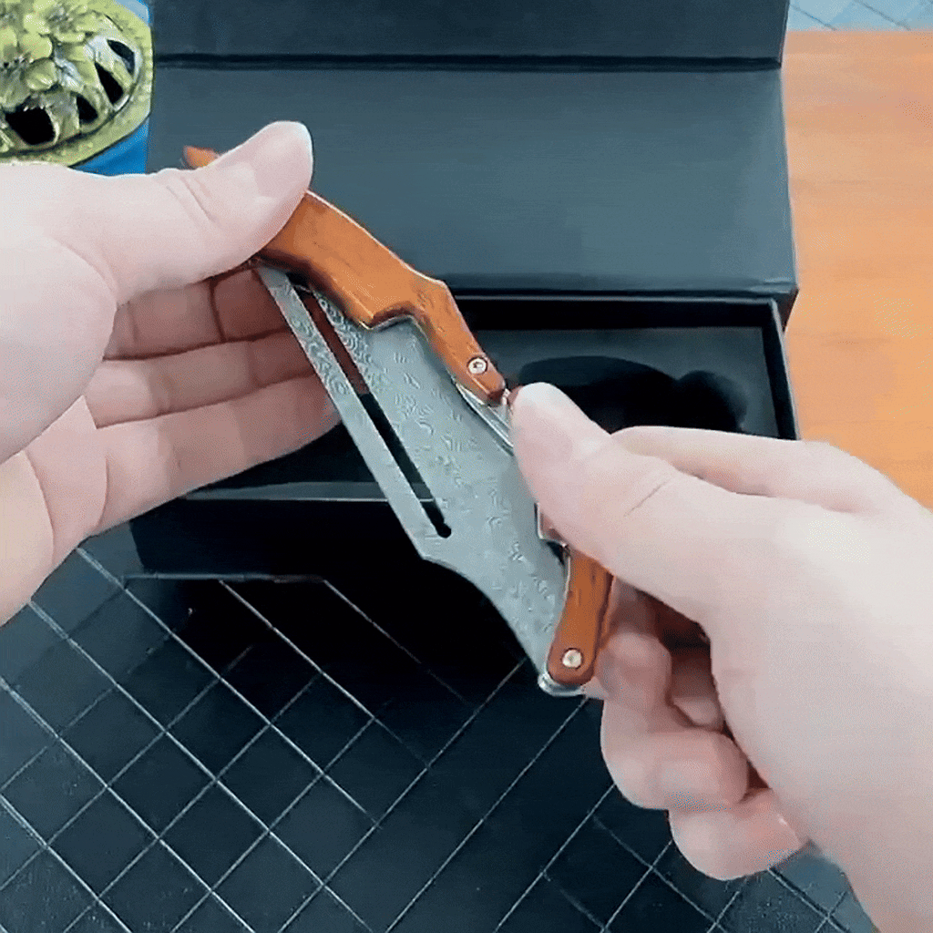 Forged for the Wild: Damascus Steel Camp Mechanical Lock Folding Knife