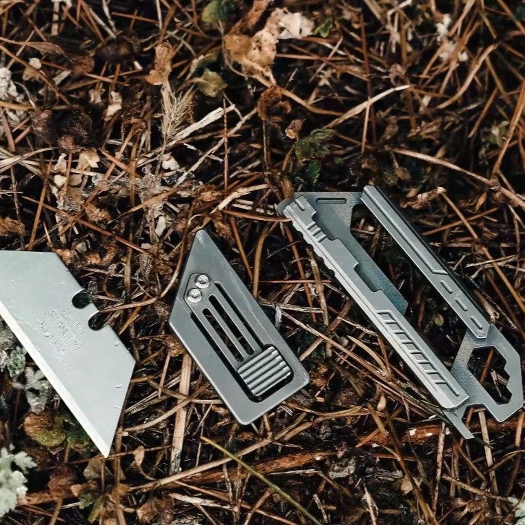 SliceCard - Titanium Utility Knife  for Pocket & Keychain