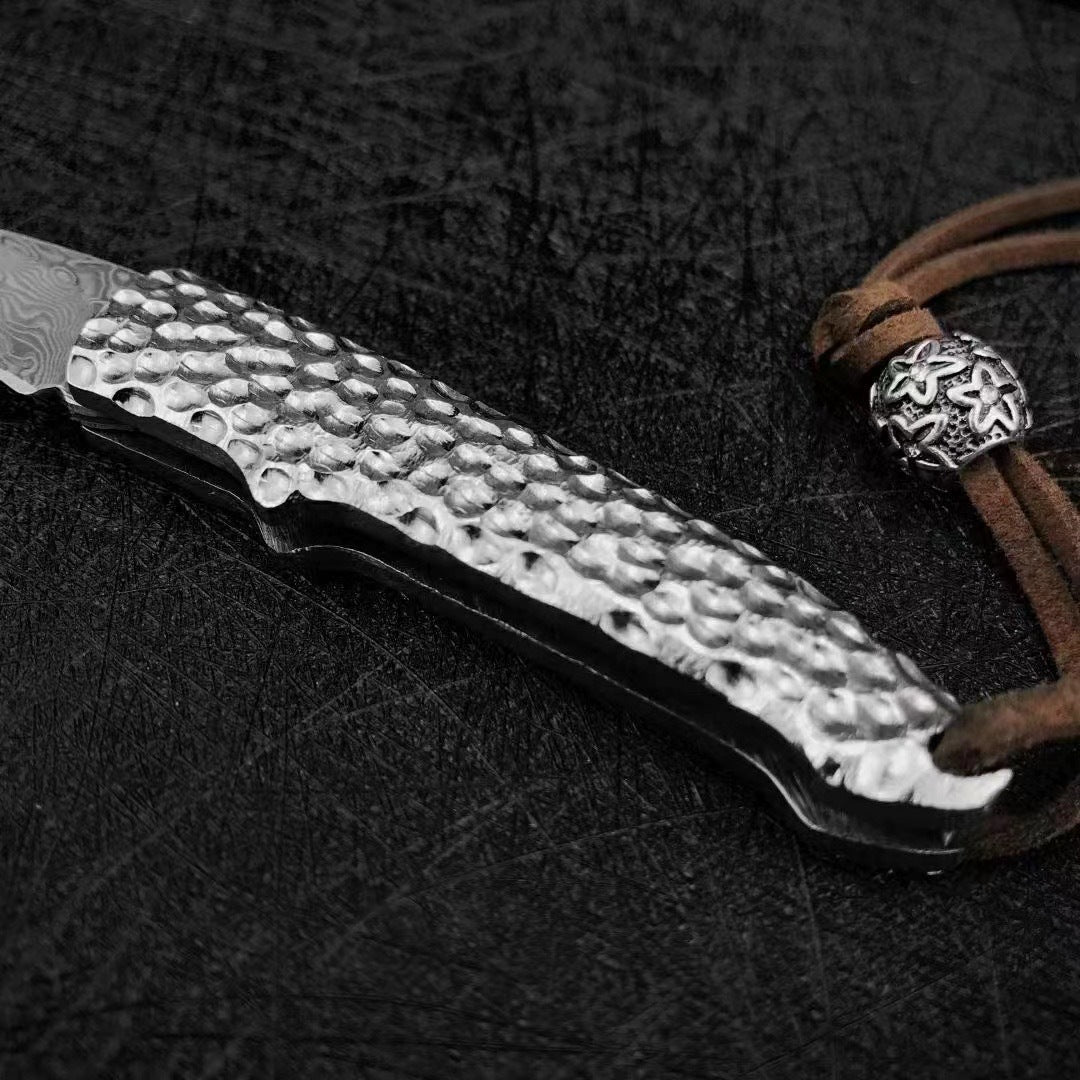 Feather-Light Samurai:Damascus Steel Folding Pocket Knife