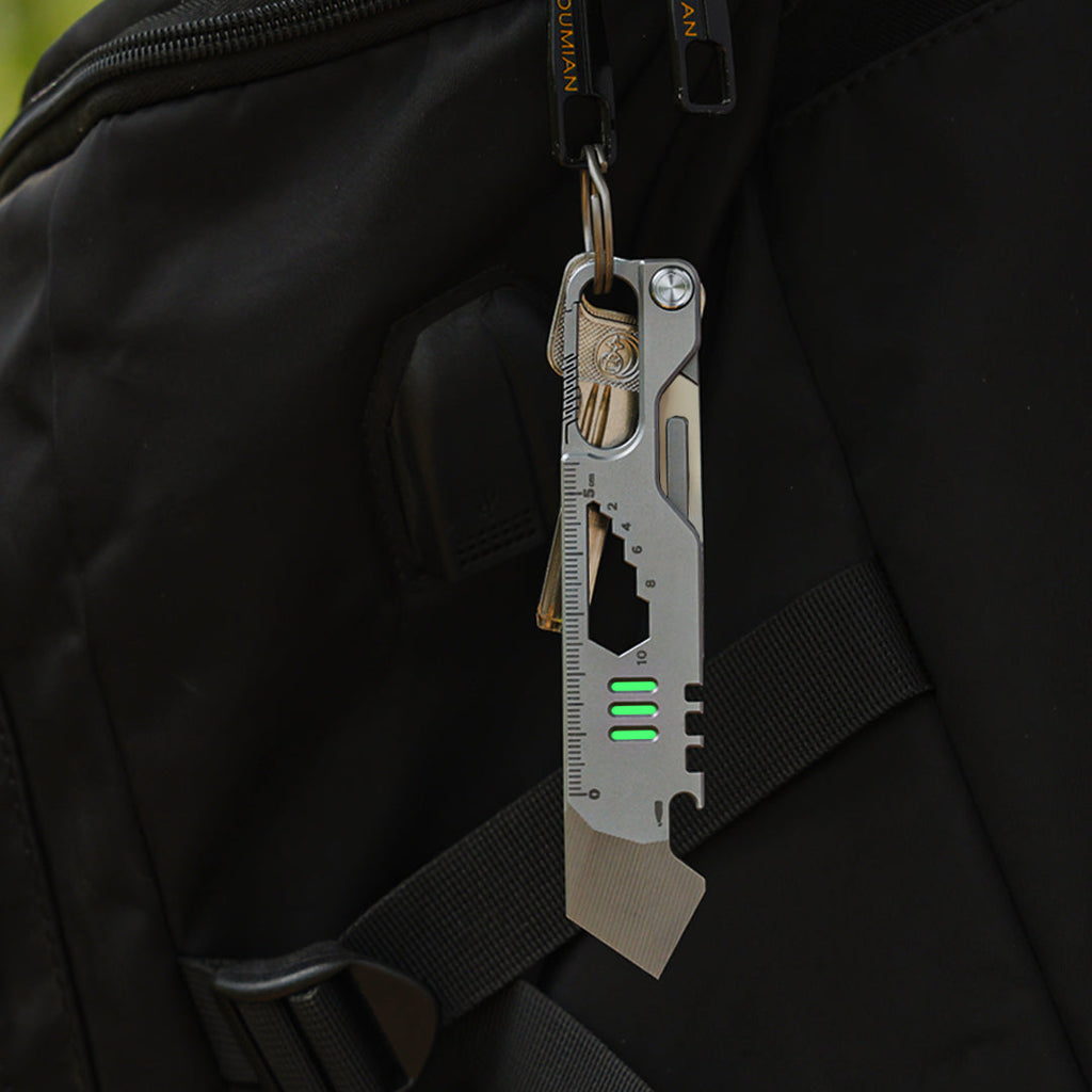 Feather-Weight Titanium EDC: Multi-tool Survival Functions in One Gear