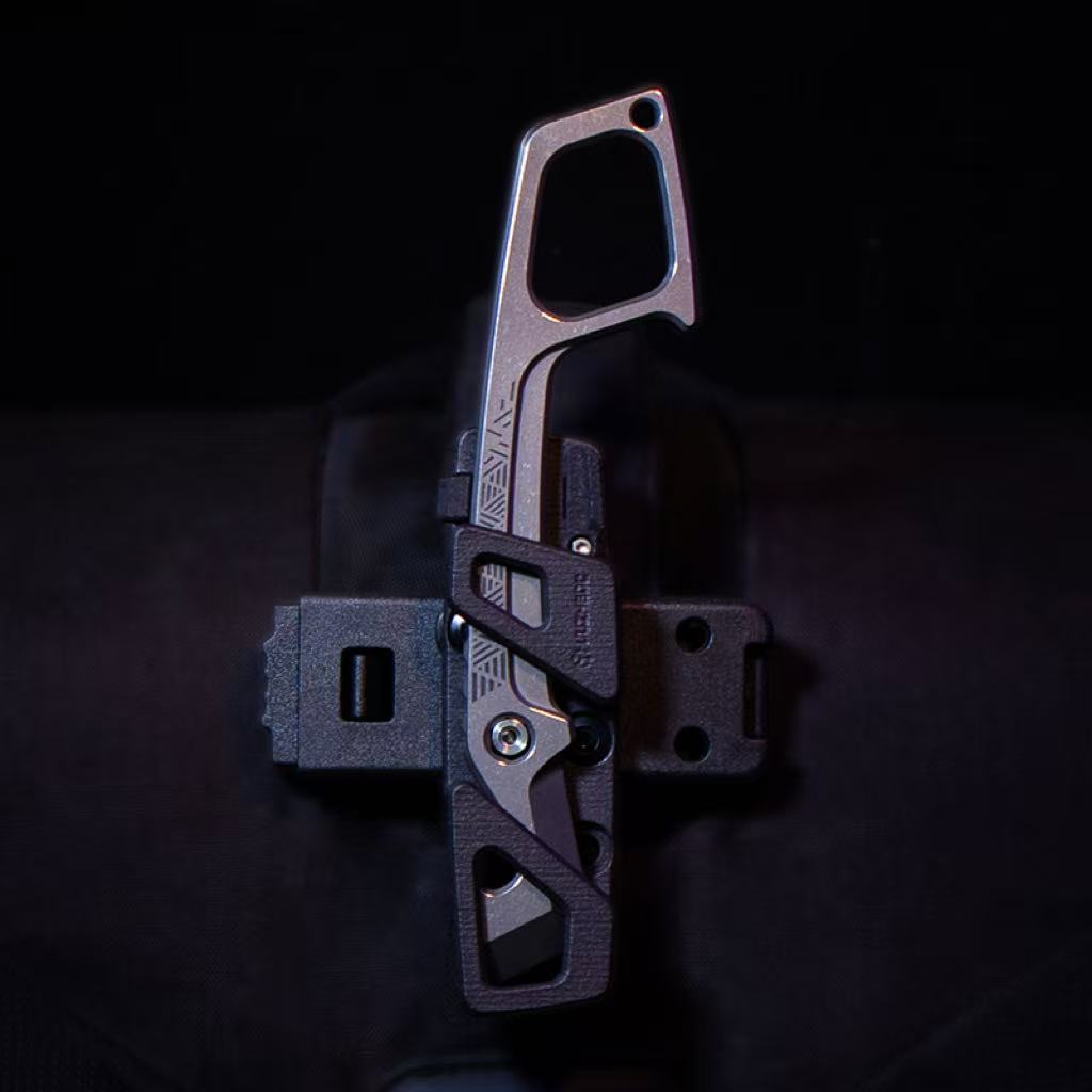 Ironclad Pry - Titanium Multi-Tool Bar