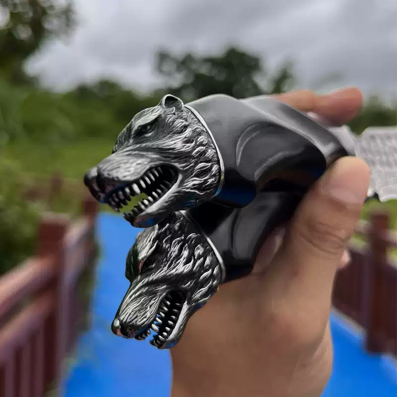 Nightbane Howler – Damascus Steel Fixed blade hunting knife