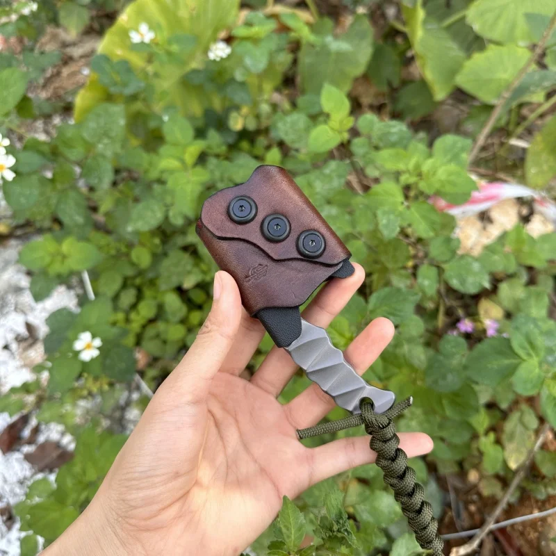 Lil' Axion : Stainless Steel Mini Tactical Axe Knife