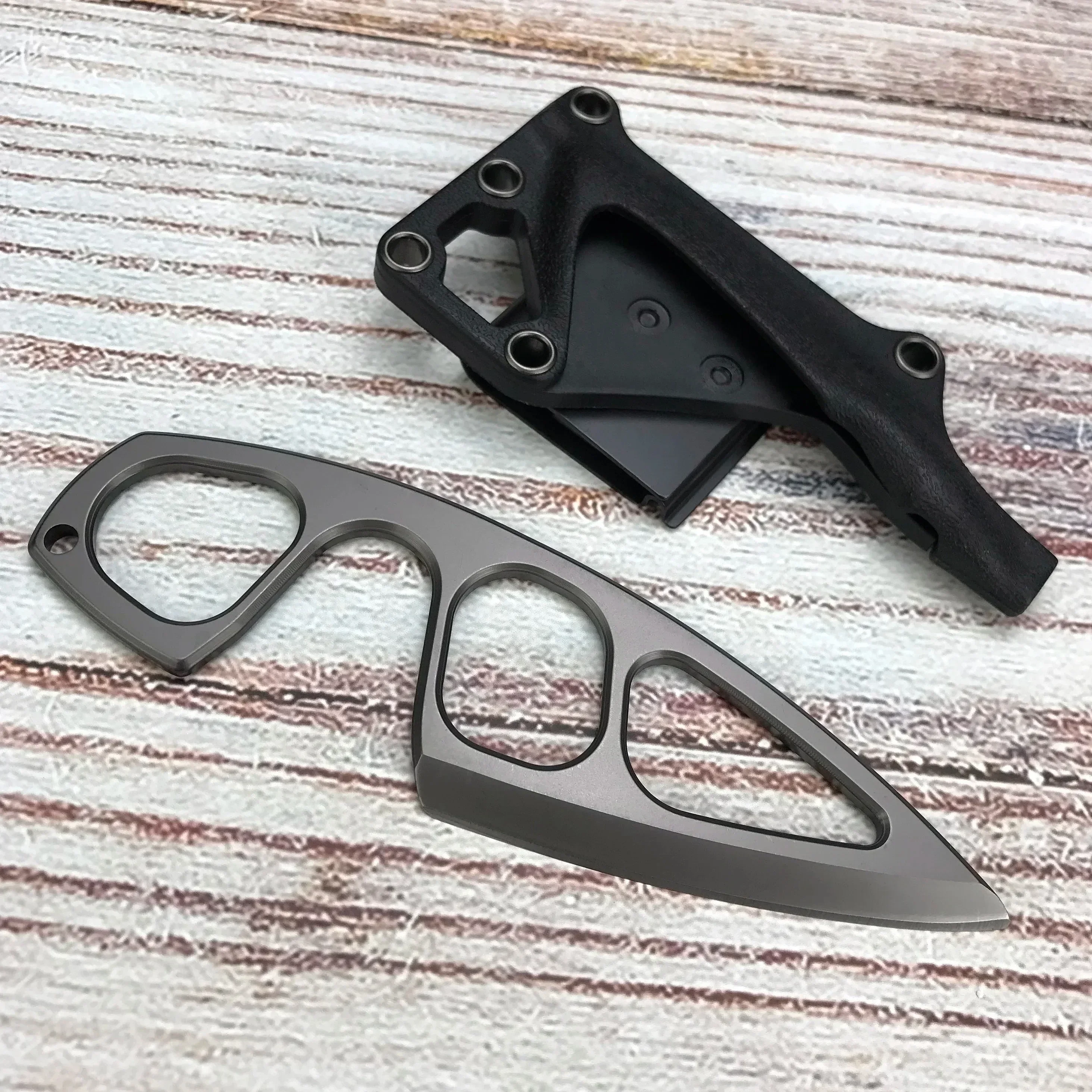 Iron Fang: 440C Stainless Steel One-Piece Construction Knife