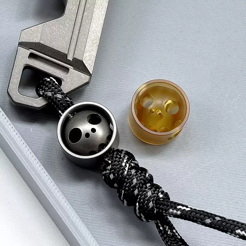 ADD ONS : Pocket Skull Titanium Knife Pendant