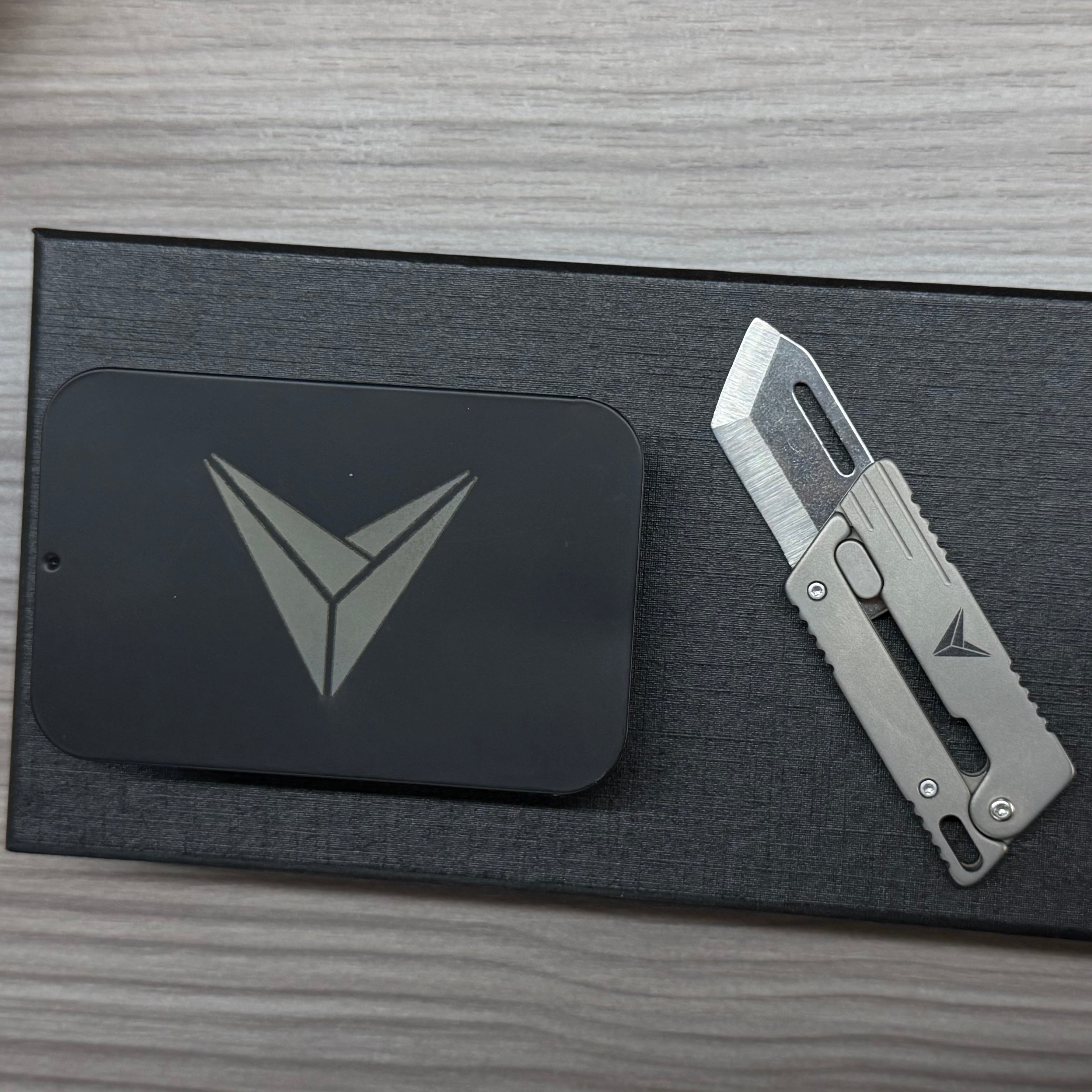 VOLOS Flick Ninja – Titanium Gravity Fidget Knife | Mini EDC Blade with Unique Opening