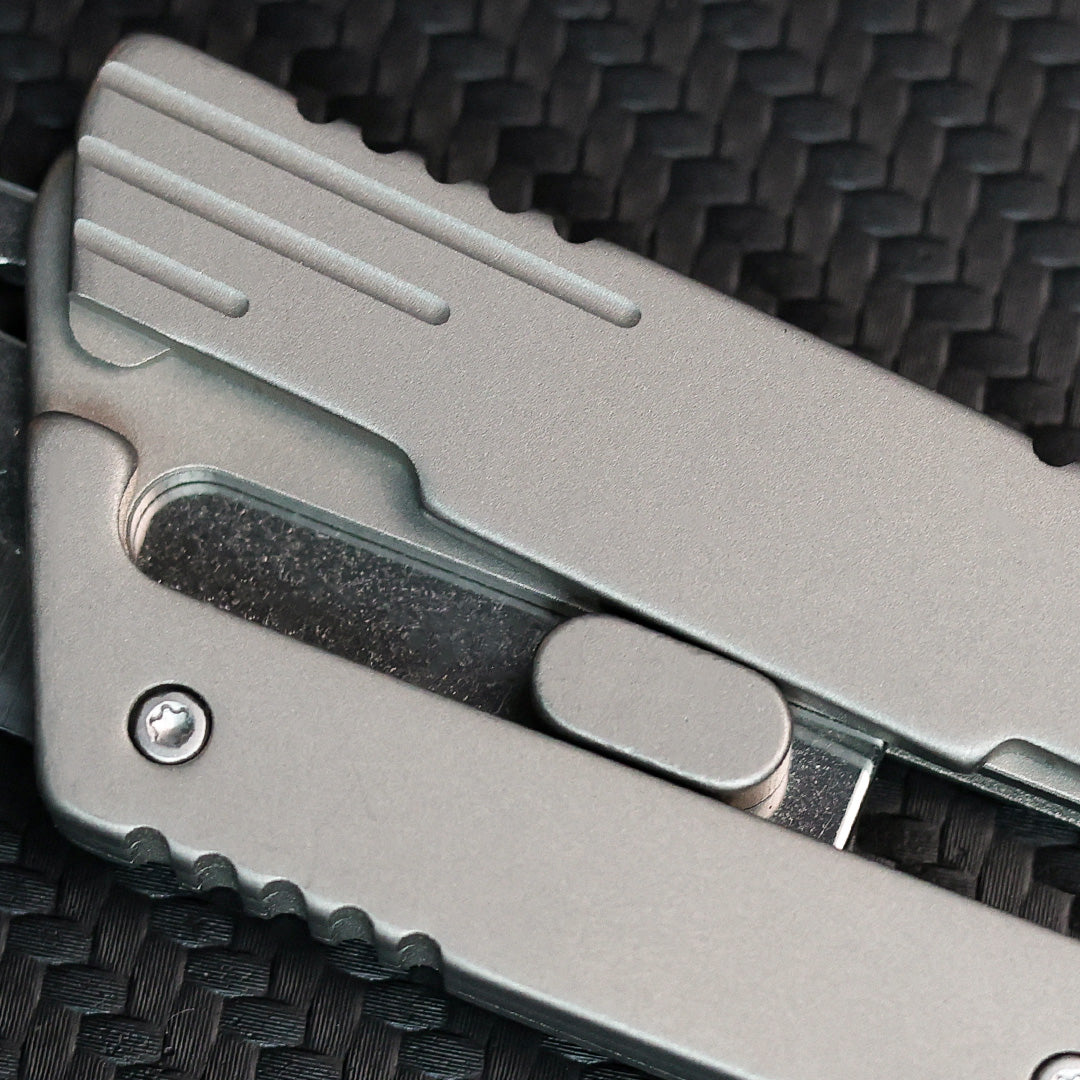 40% OFF ! EDC Pocket Knife Bundle: Butterfly+ Titanium+ Magnetic