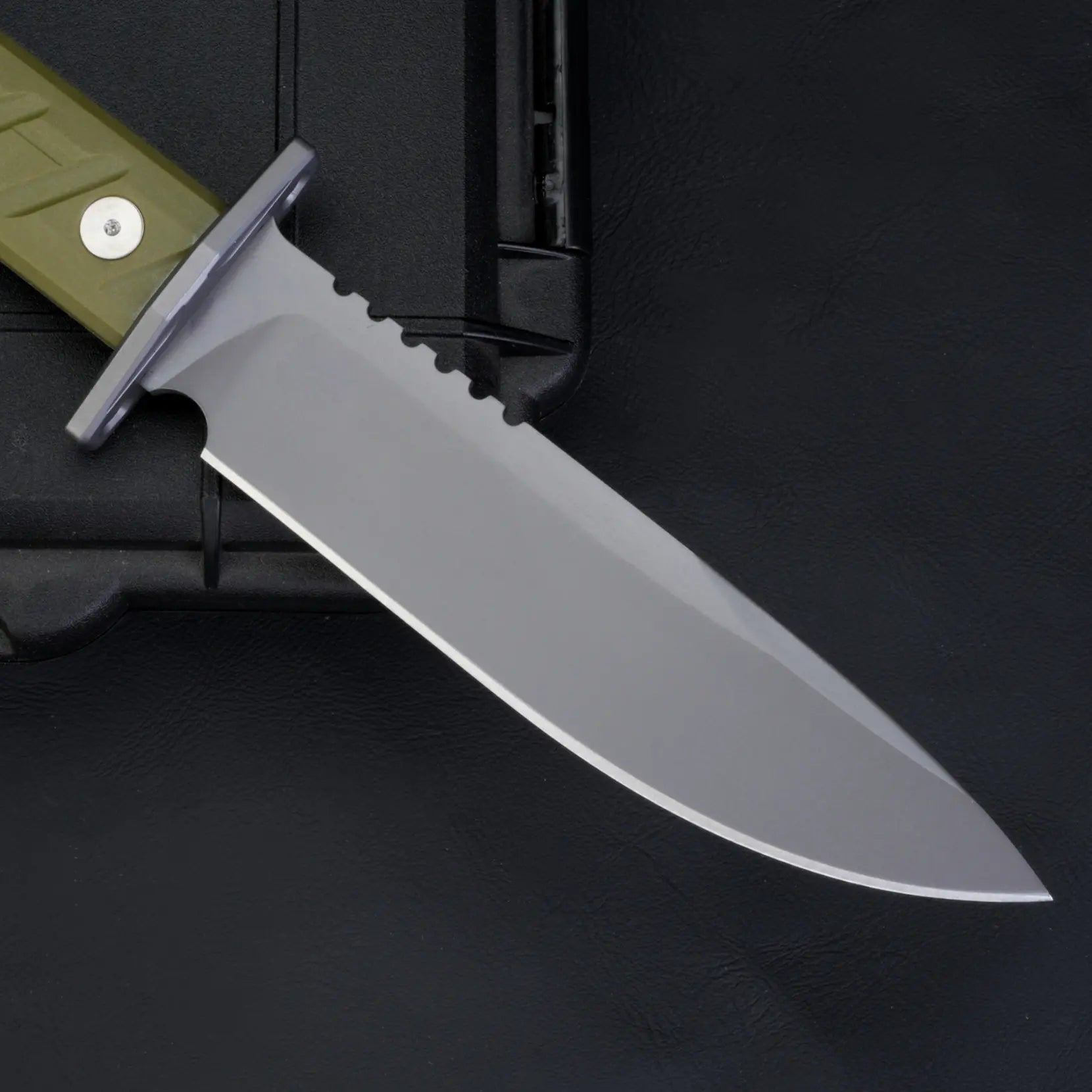 Sentinel – CPM 3V Tactical Survival Fixed Blade