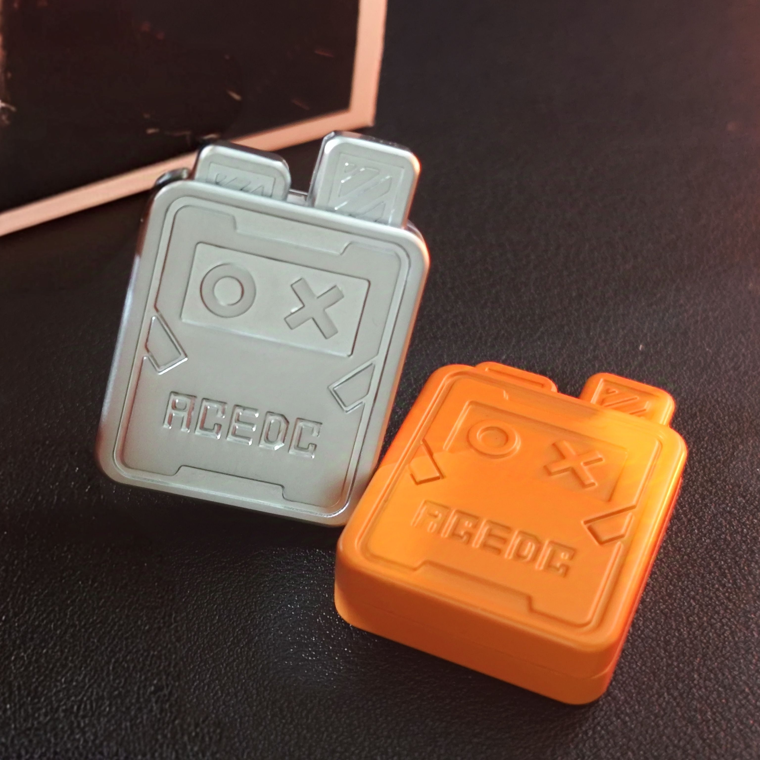 Bunny Slider EDC Toy:Typewriter-like Tactile Clicks Perpetual Spin