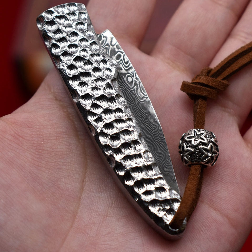 Feather-Light Samurai:Damascus Steel Folding Pocket Knife
