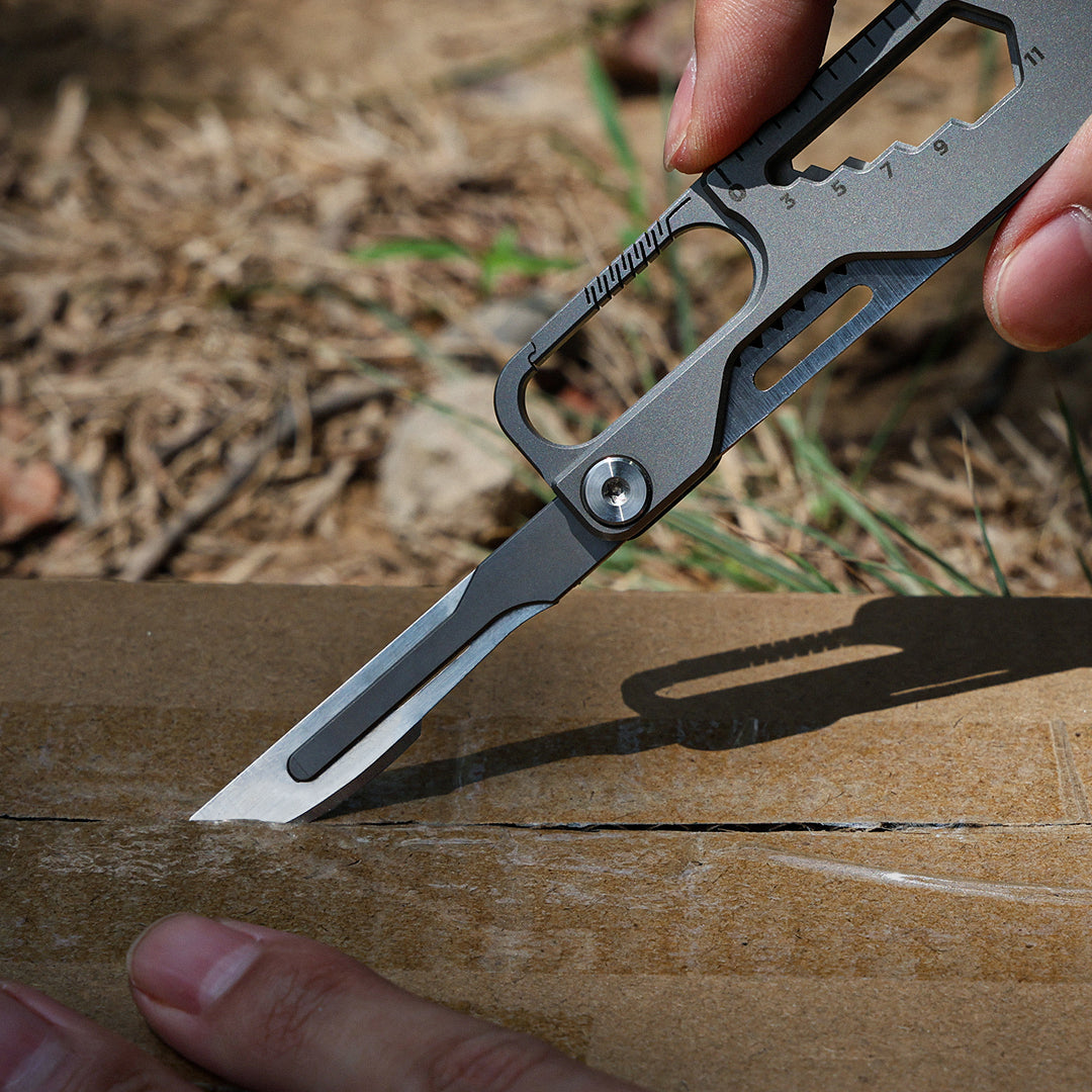 Feather-Weight Titanium EDC: Multi-tool Survival Functions in One Gear