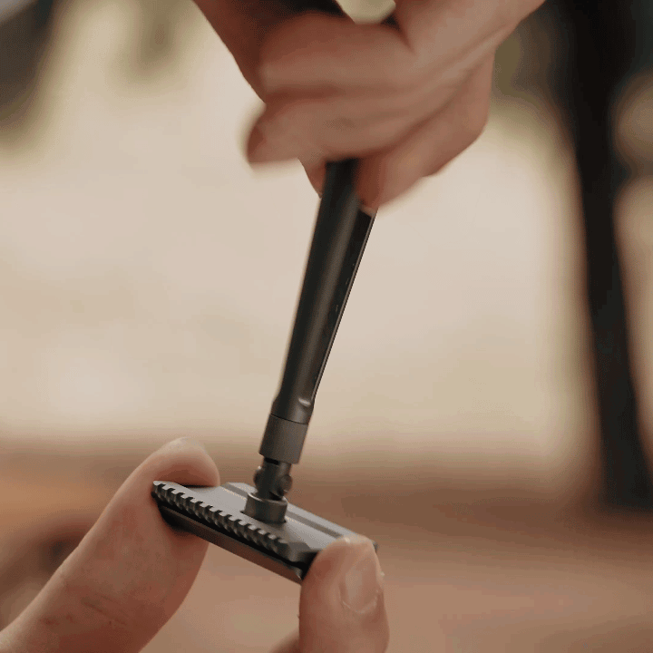 ModuRazor V2 - Portable Travel-Ready Titanium Razor