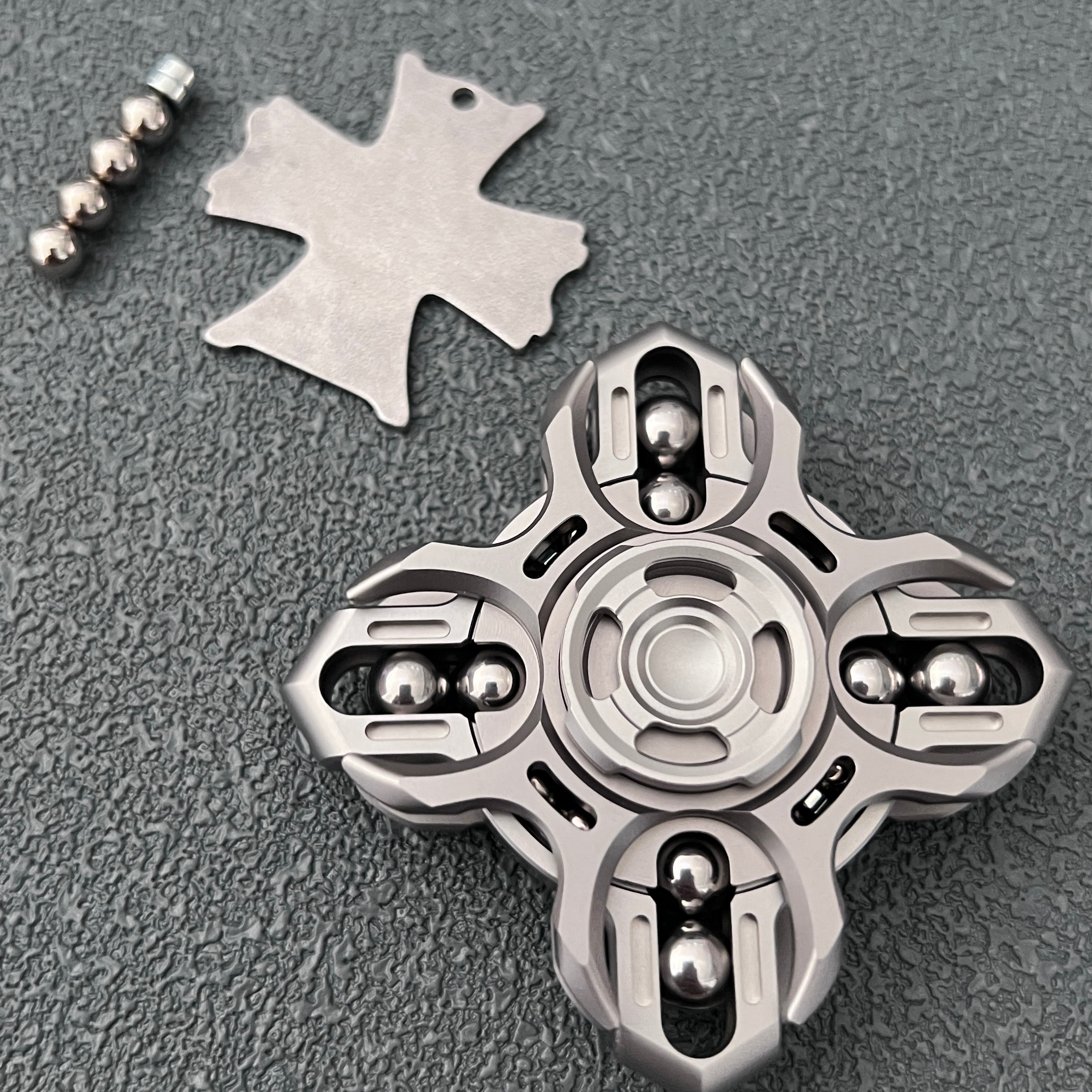 EclipseSpindle：Titanium Fidget Spinner