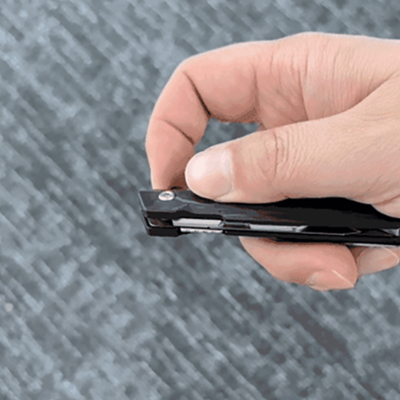 The SerpBlade: Titanium Pocket Utility Folding Scalpel Knife