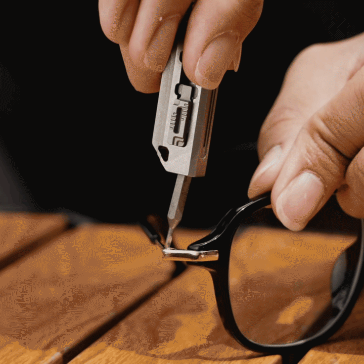 Mini Master - Micro Titanium Keychain Knife & EDC Multitool