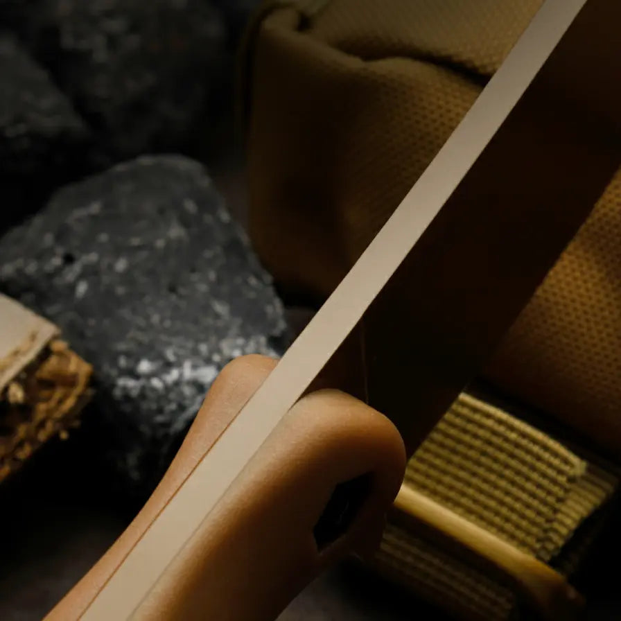 Vanguard: 5mm Thick Heavy-Duty Tactical Fixed Blade | Non-Slip Polymer Grip & Quick-Mount Sheath