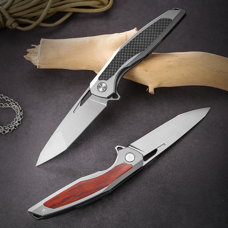 Razor-Edge Bear Claw: Viper's Fang D2 Steel Blade Folding Knife