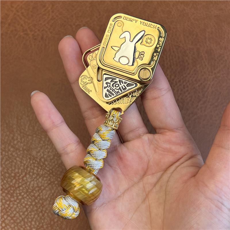 Polar Flash:SNAP Magnetic Flicker Fork Triple-Slide EDC Stress Relievers