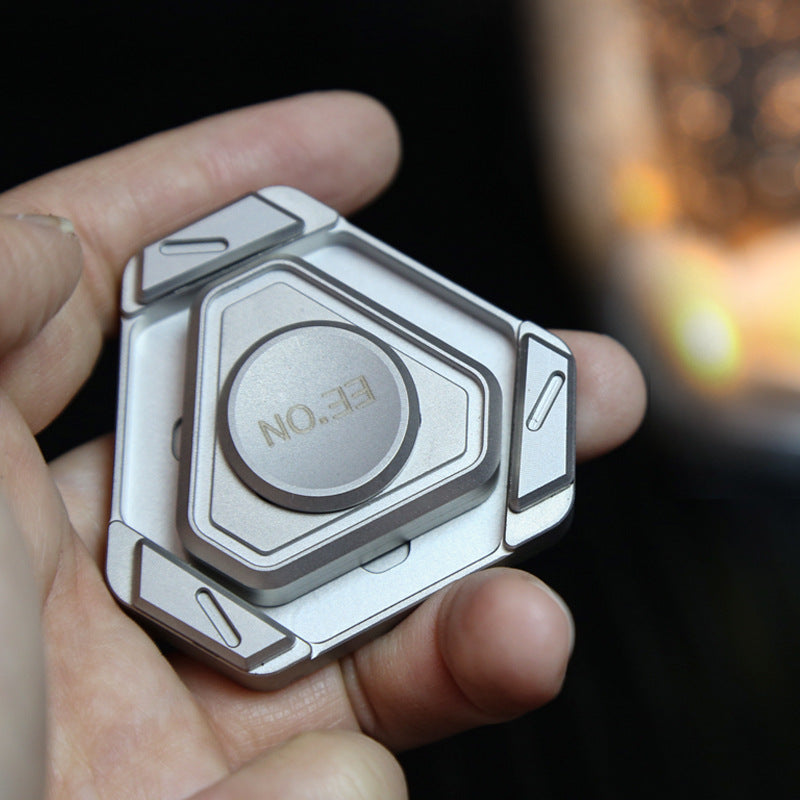 The Gyro Heart:Interactive Magnetic Metal Fidget Toys Fidget Spinner