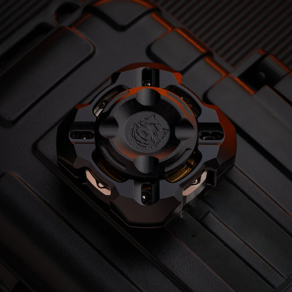 Nebula in Gyre:Mortise & Tenon M4 Four-Leaf EDC Mechanical Metal Stress Fidget Spinner