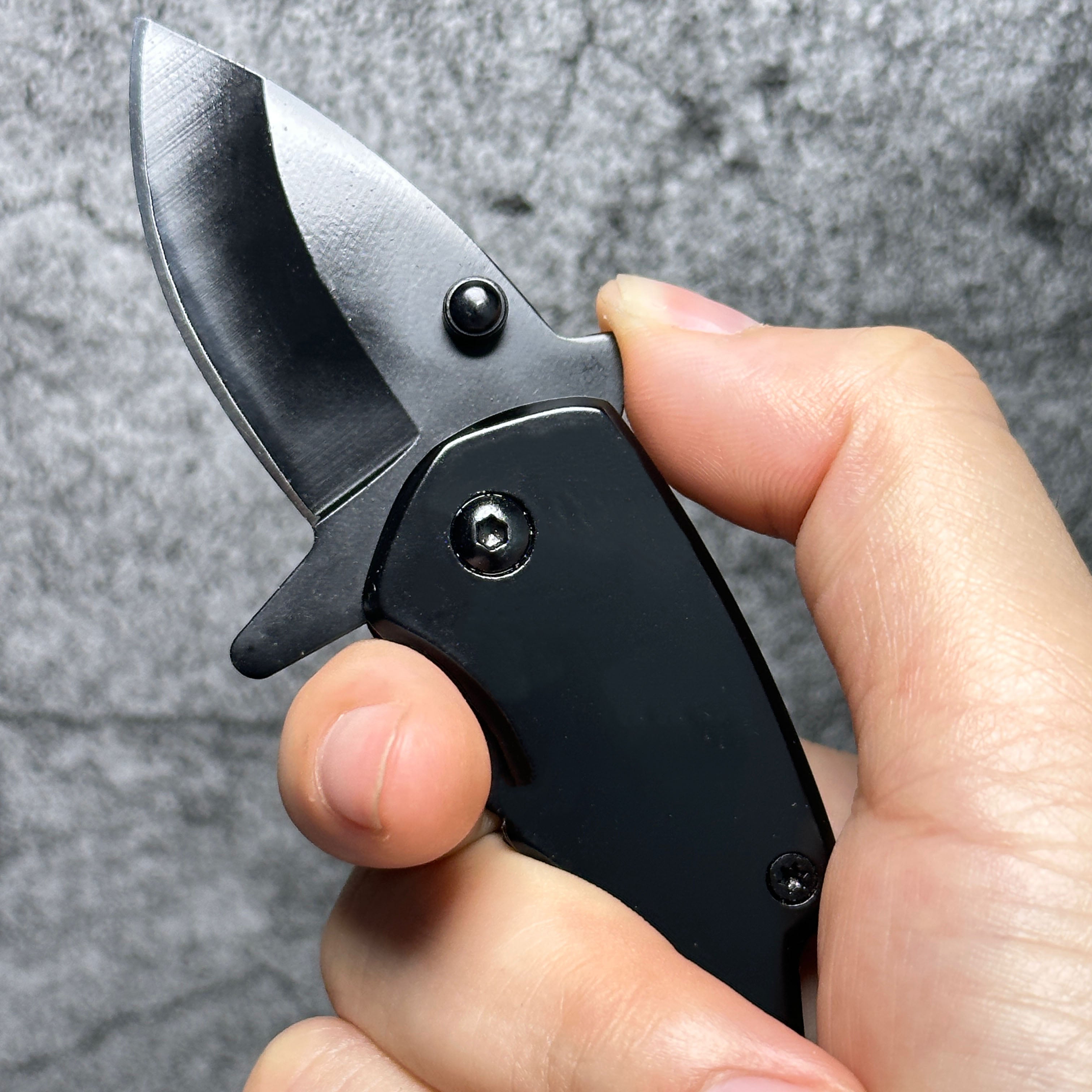 Shark Fang - Portable Stainless Steel Keychain Utility Knife