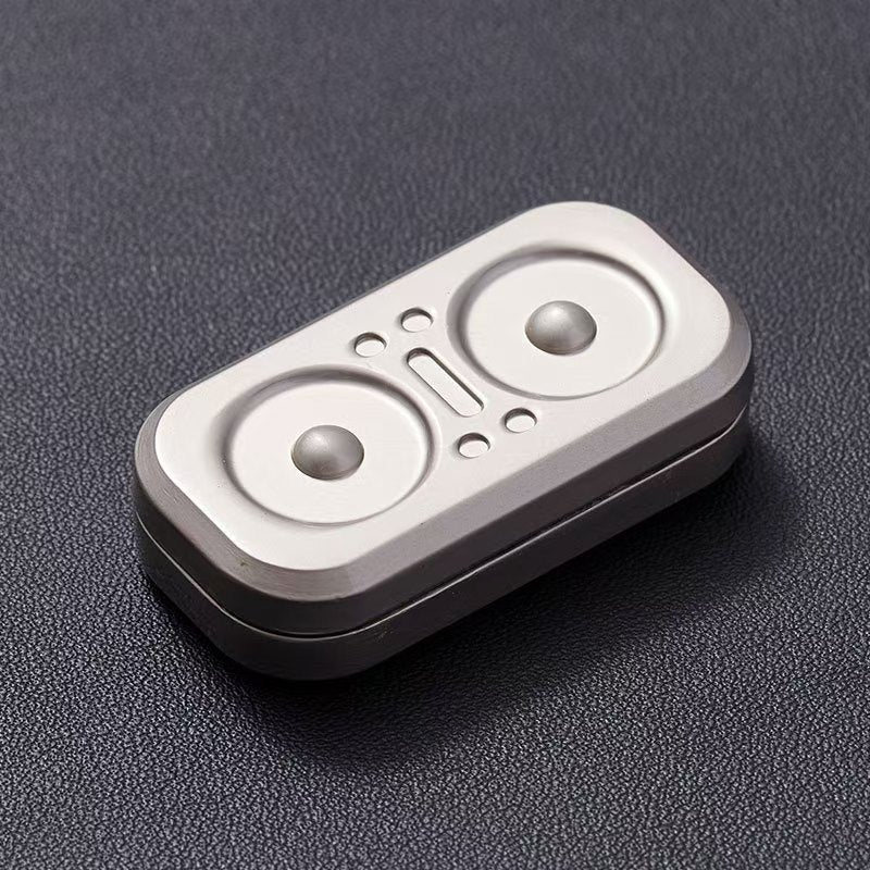 Owl Fidget Coin – 360° Magnetic Spinner