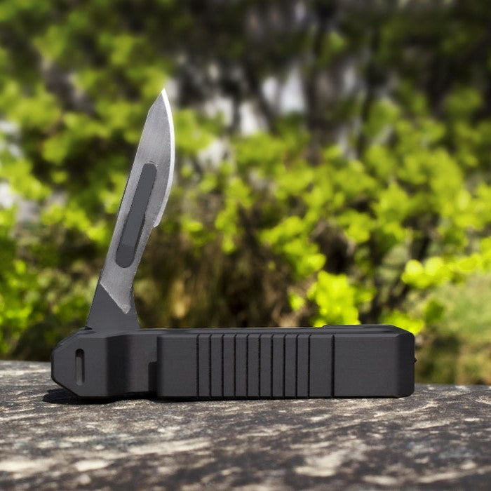 The Bladeclip: Titanium Pocket Knife+Quick Release Keychain