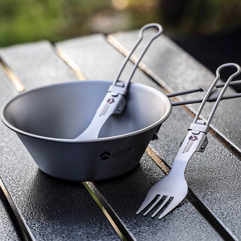 Featherlight Feast - Ultralight Titanium Folding Utensil Set for Travel