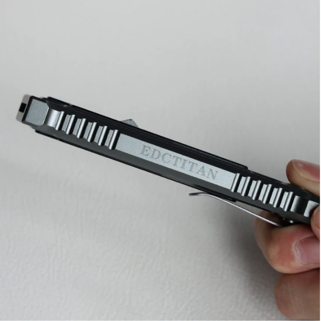 Christmas Limited Snowflake:The ThronRazor Gravity Knife with Selectable Blade Types&Color